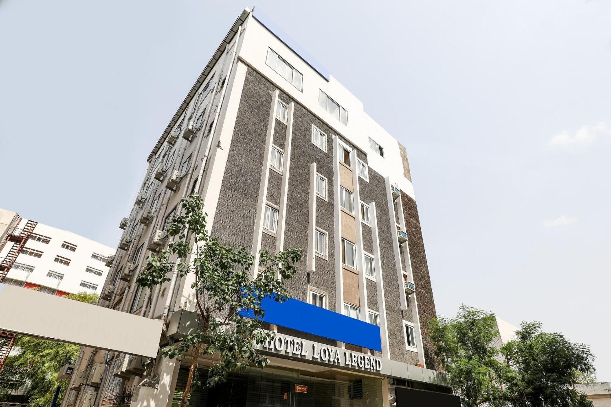 Hotel OYO 14244 Loya Legend Hyderabad Exterior foto